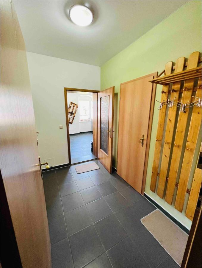 Gemuetliche Wohnung In Gruenhainichen Erzgebirge Grunhainichen Luaran gambar