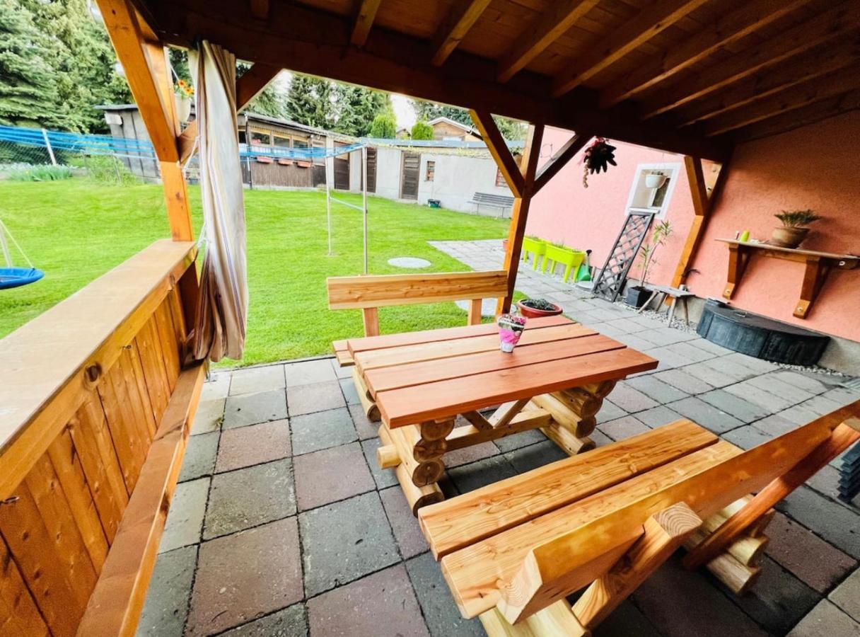 Gemuetliche Wohnung In Gruenhainichen Erzgebirge Grunhainichen Luaran gambar