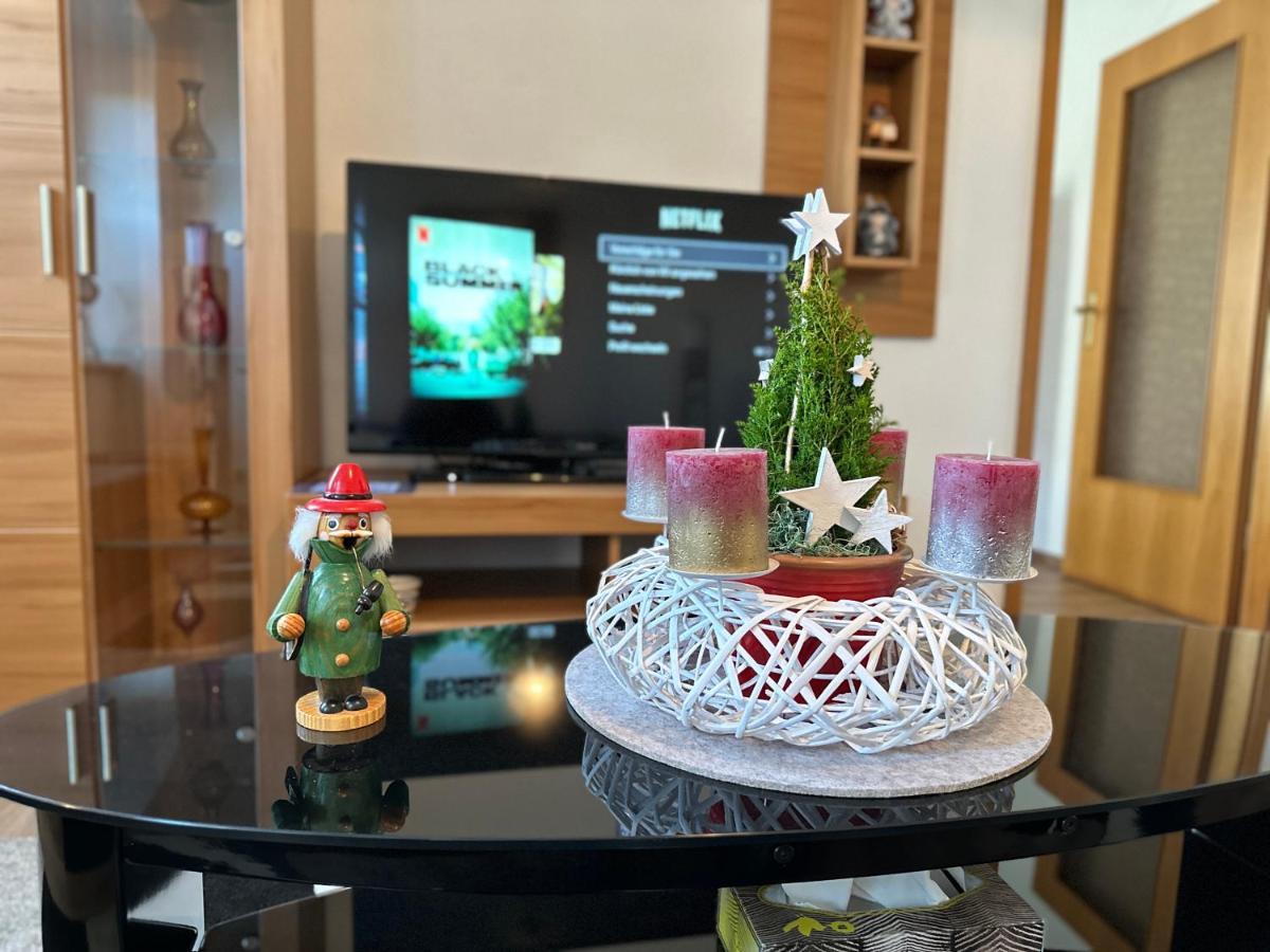Gemuetliche Wohnung In Gruenhainichen Erzgebirge Grunhainichen Luaran gambar